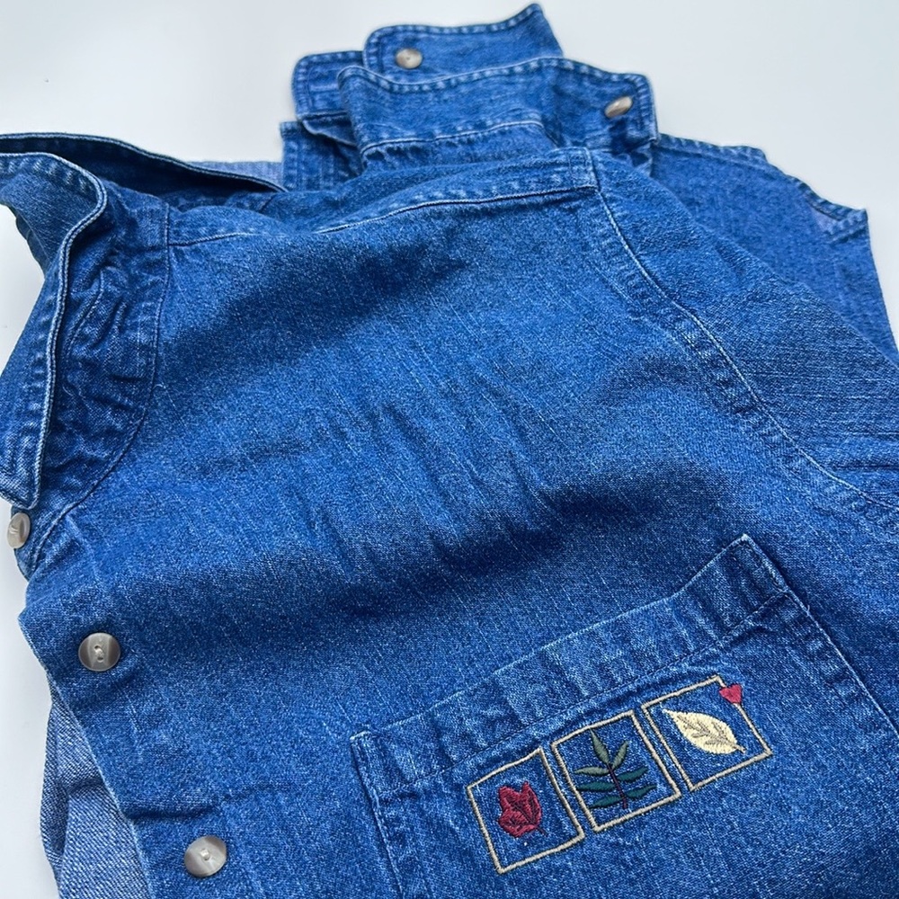 Small Autumn Embroidered leaves Denim Shirt